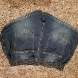 Like new elastic waist shorts